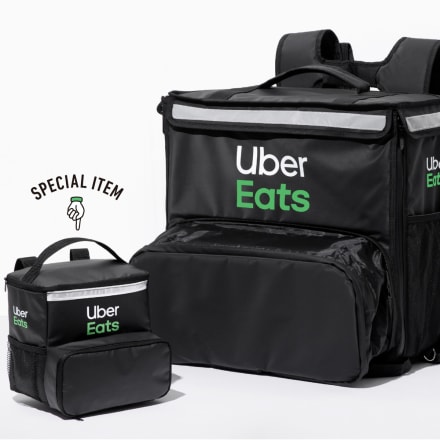 Uber Eats 配達用バッグ型ミニポーチ Image by 株式会社宝島社