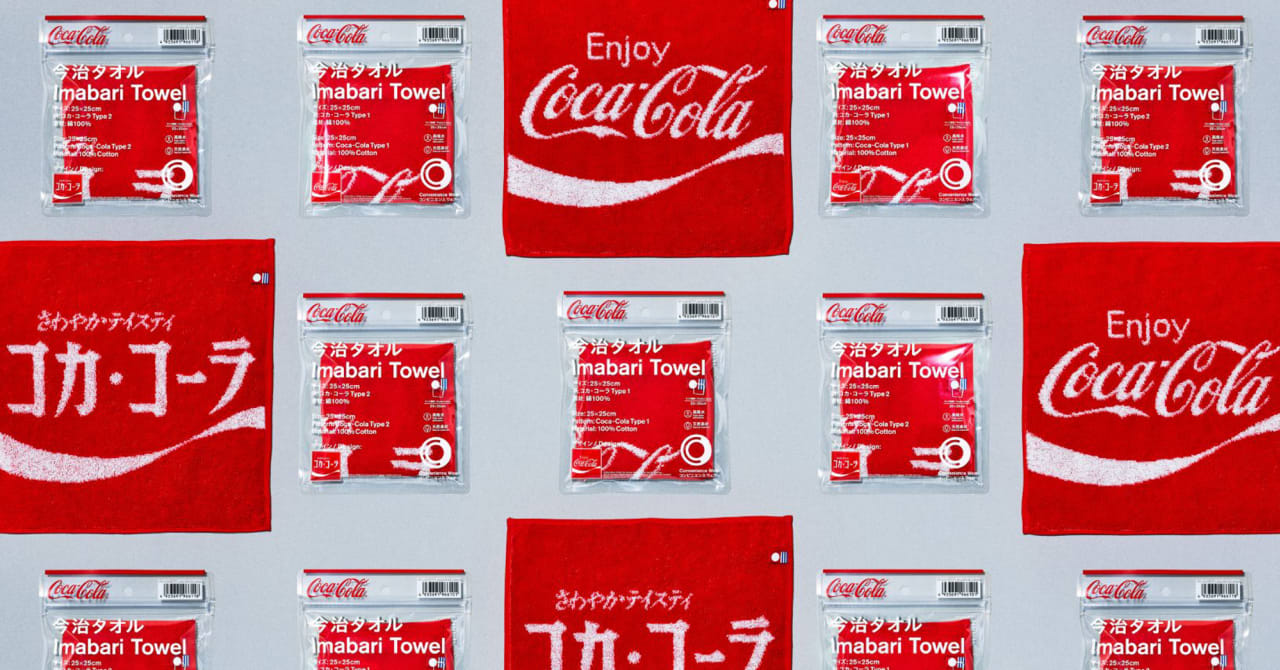 ファミマ「コンビニエンス ウェア」が初のコラボ、コカ・コーラロゴの今治タオル発売