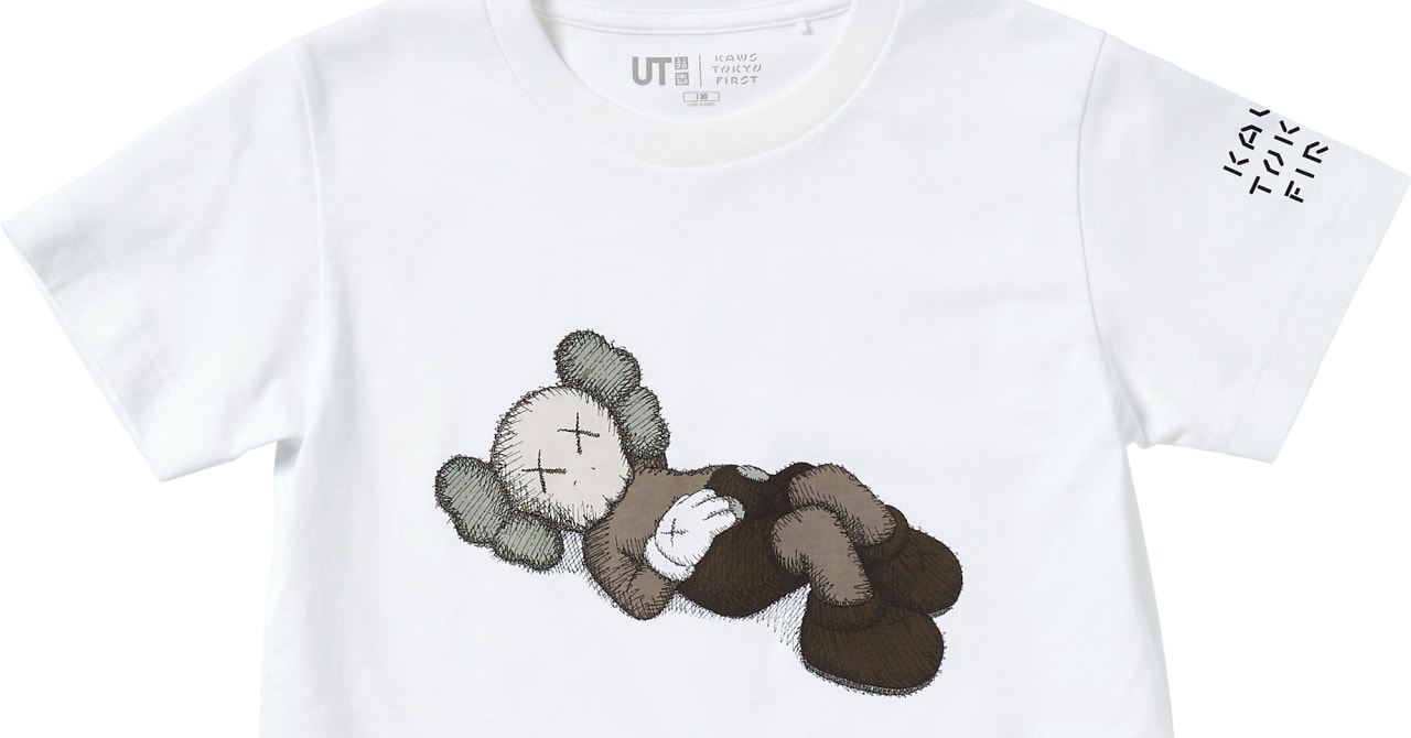 ユニクロ「UT」×KAWSから2年ぶりに新作発売、展覧会ロゴをデザイン