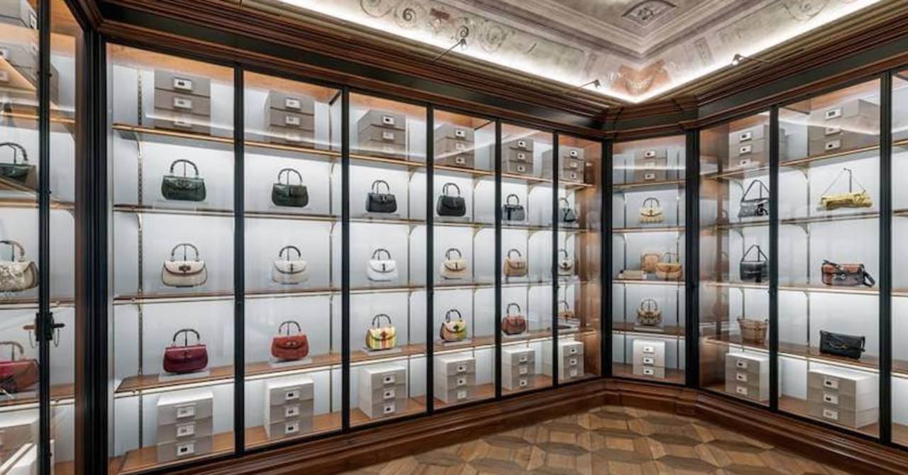 「グッチ」がフィレンツェにアーカイヴ収蔵拠点を開設　ヴィンテージのバッグやシューズを展示