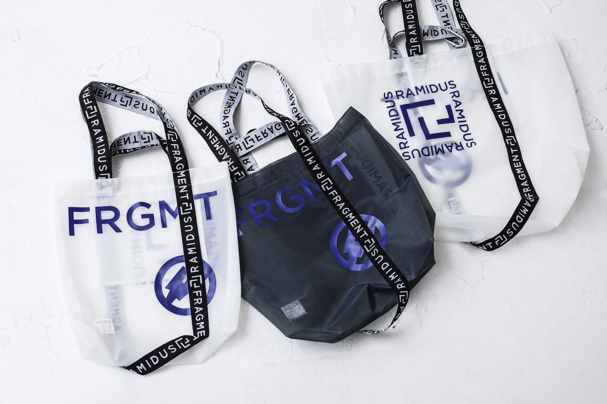 ラミダス×フラグメント、半透明素材の新作トートバッグ発売