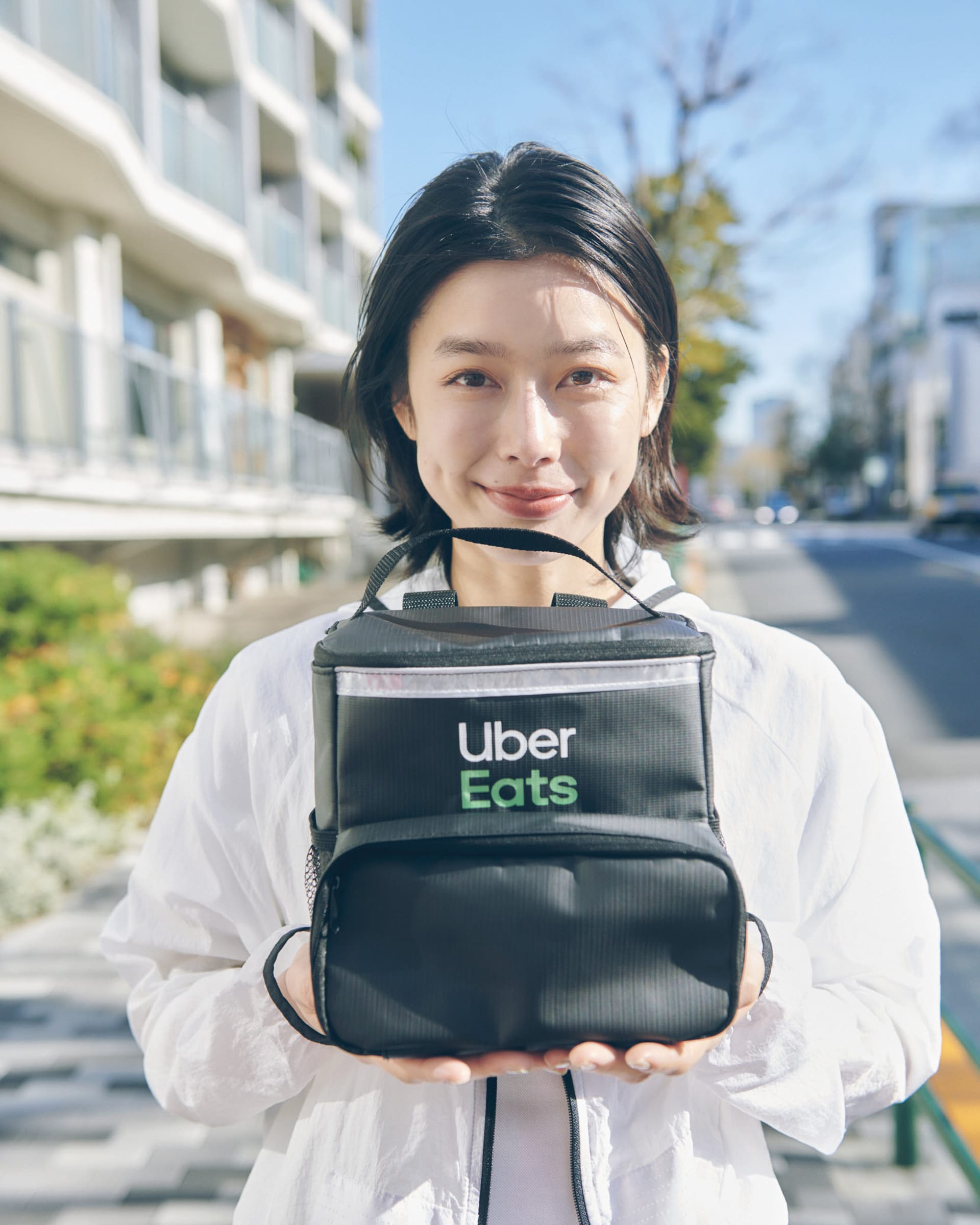 LAWSON Uber Eats 配達用バッグ型 POUCH