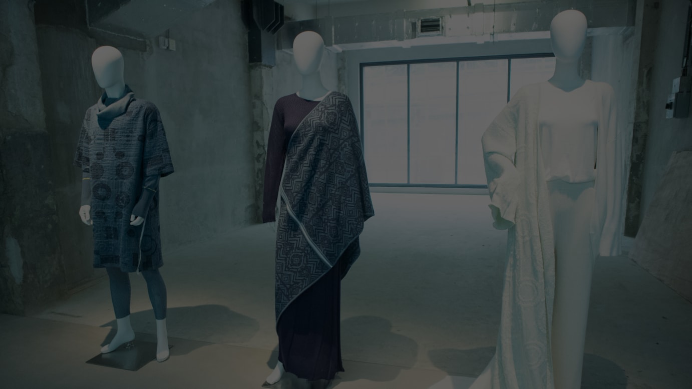 H&Mが投資した「衣服から衣服へのリサイクルシステム」により制作された服