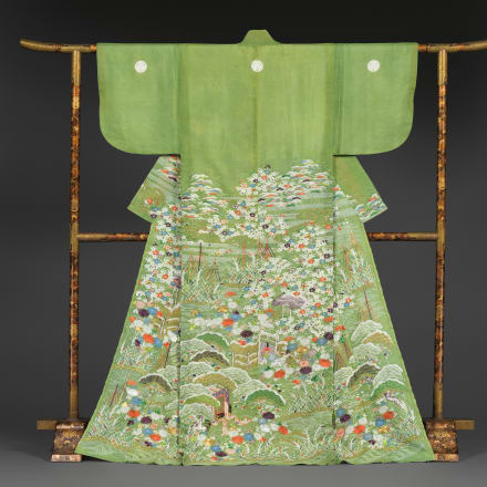 Summer robe (hito-e) with court carriage and waterside scene. Edo period (1615–1868), early 19th century. Gauze-weave silk with stencil paste-resist dyeing, stencil-dyed dots (suri-bitta), hand-painted details, silk embroidery, and couched gold thread. 72
