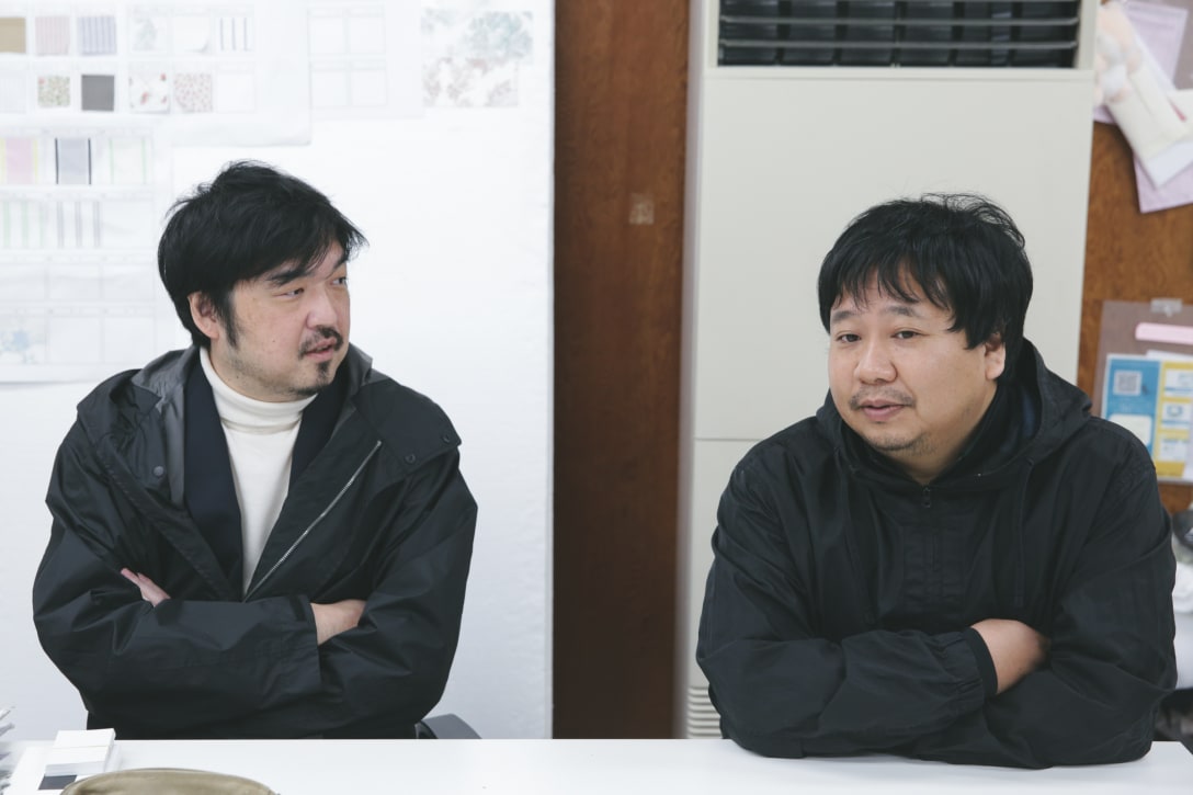 左)坂部三樹郎、右)中島真 Image by FASHIONSNAP