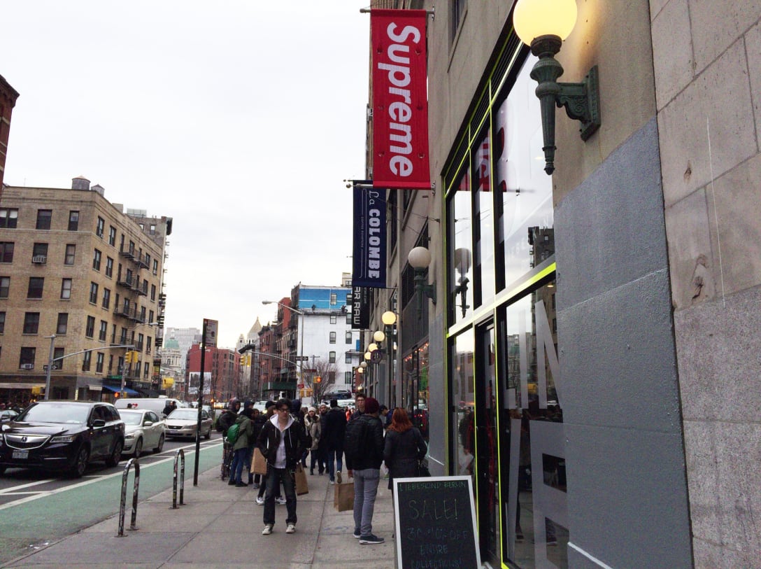 2015年のニューヨークのシュプリーム店舗 Image by mimic