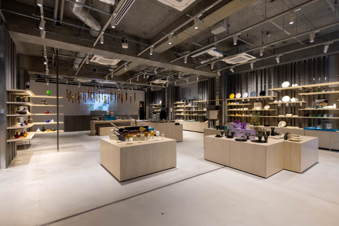 「イッタラ表参道 ストア&カフェ」店内 Image by フィスカースジャパン