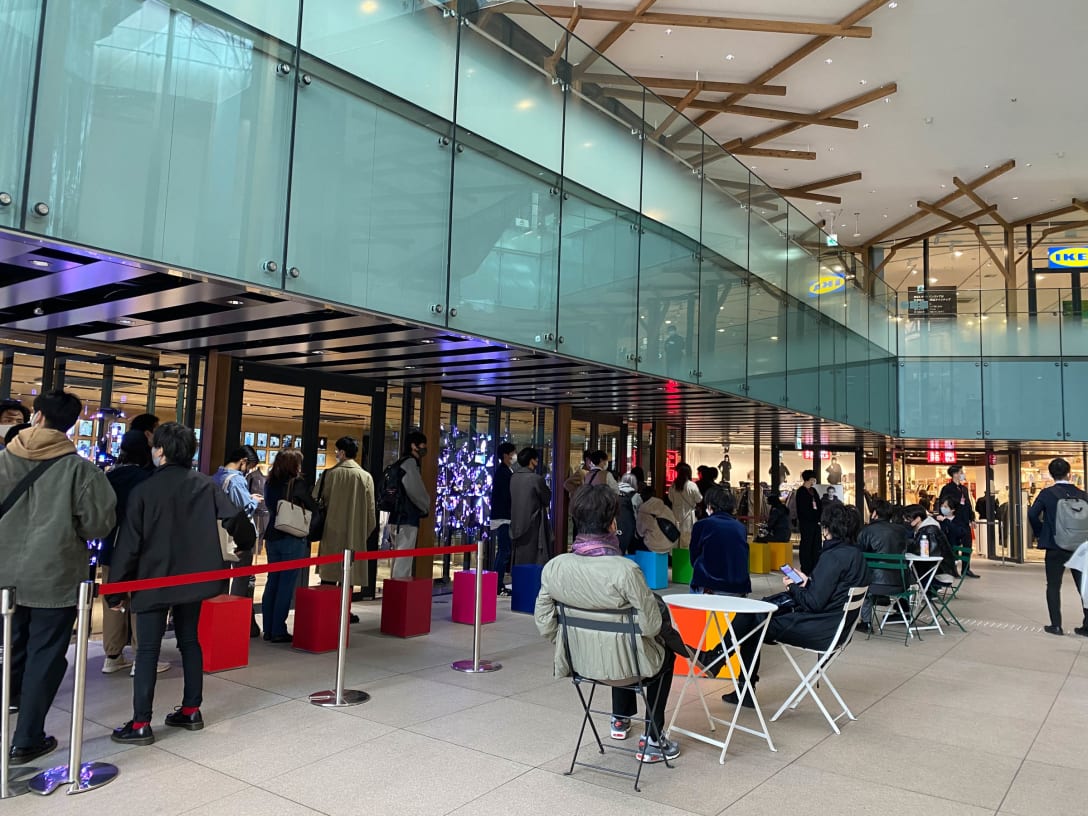 原宿店での入場時の様子 Image by FASHIONSNAP
