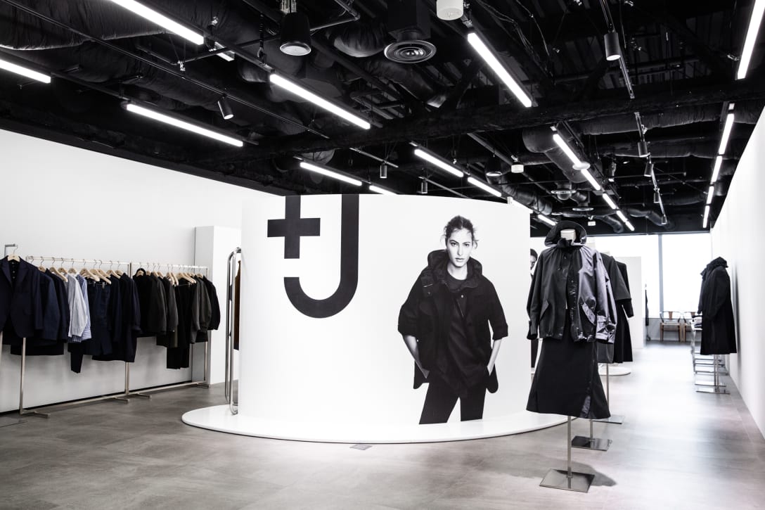 「+J」2021年春夏コレクションショールーム