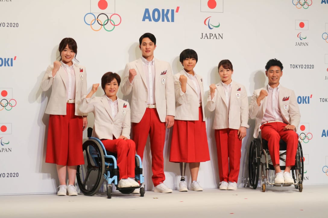 AOKIが手掛けた開会式用服装 Image by FASHIONSNAP