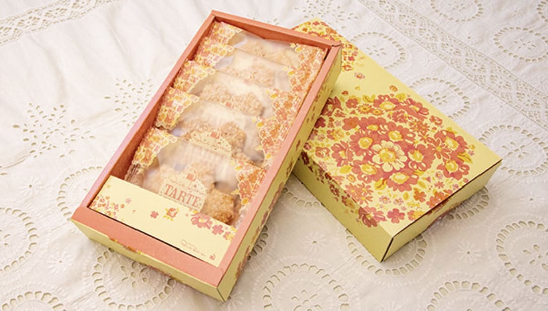 「はちみつパイ(5枚入り)」(税込 1,296円)