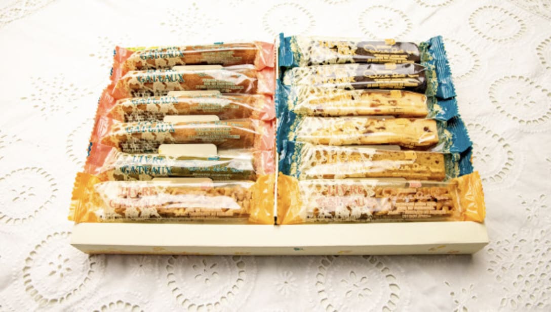 「バトン(12本入り)」(税込 3,240円)