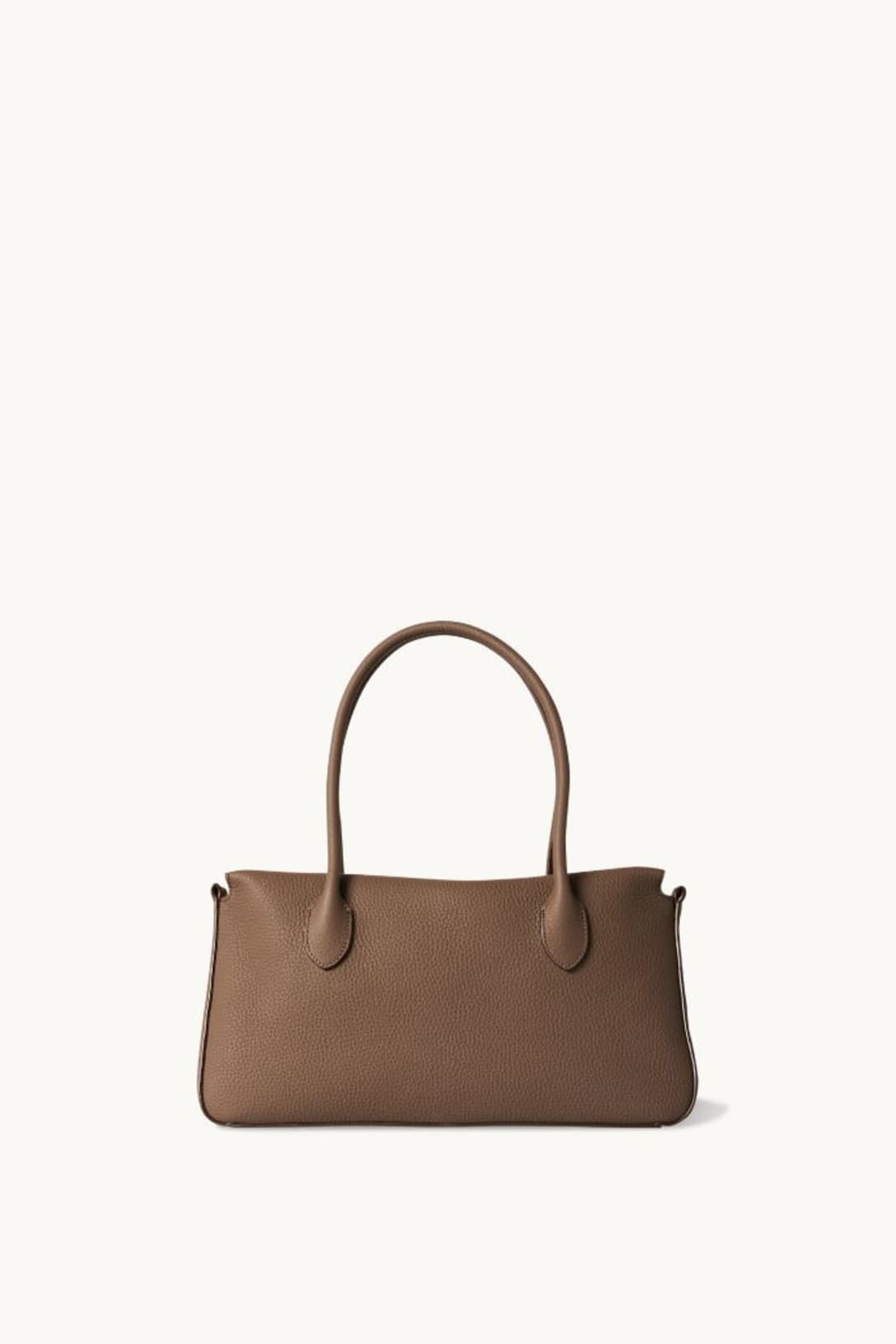 新アイコンバッグのE/W TOP HANDLE 34万7,600円(税込)