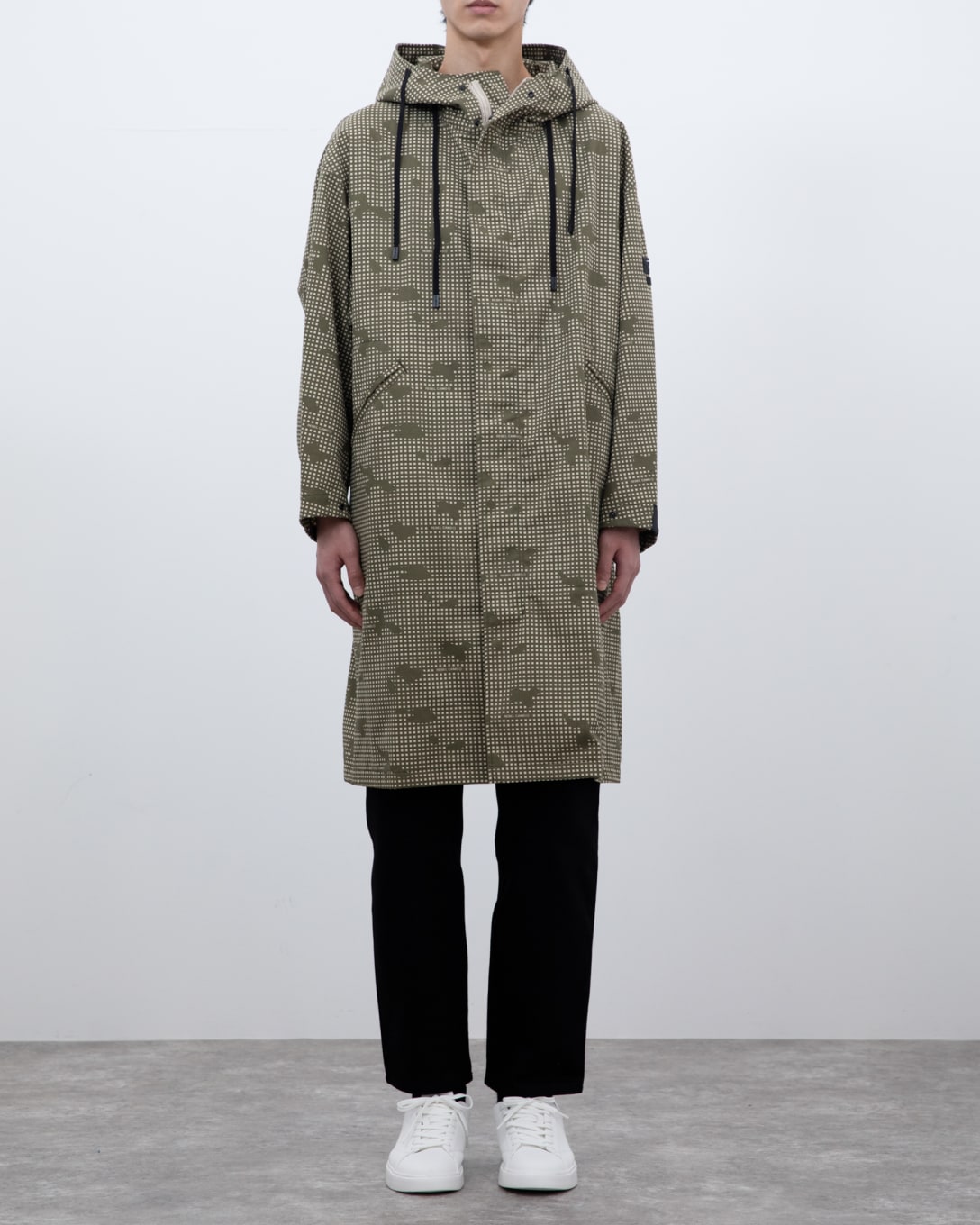 着用サイズ「38」(188cm 男性) Image by FASHIONSNAP