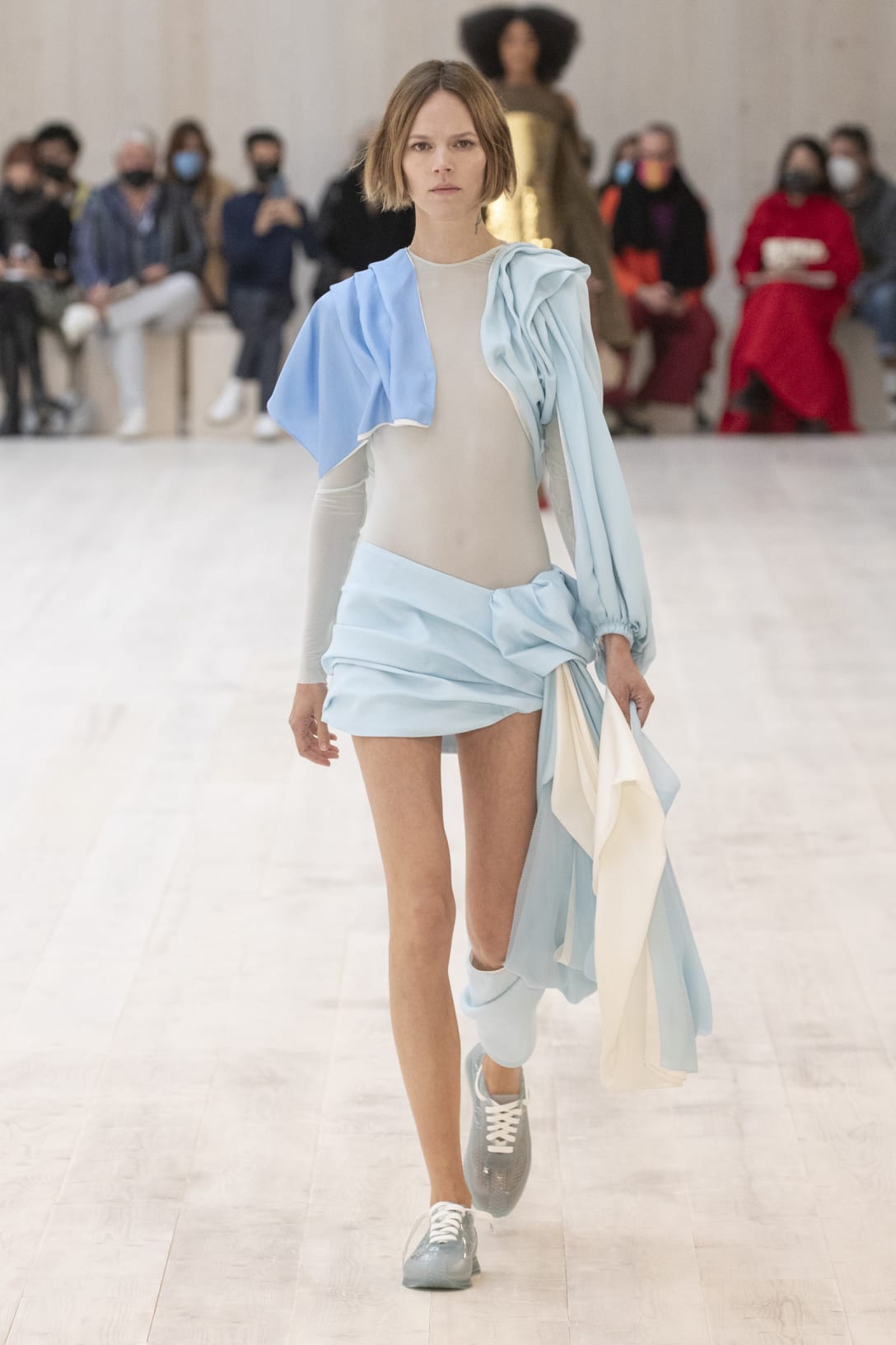「ロエベ」2022年春夏コレクション Image by LOEWE