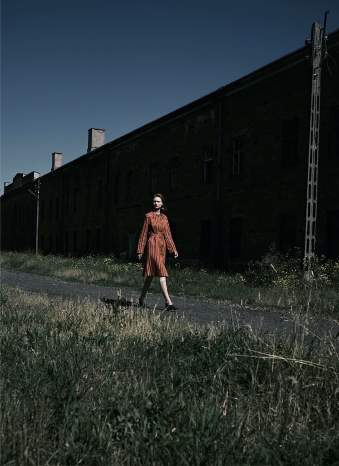 dress by ANNE ISABELLA, shoes by MIISTA, socks stylist's own