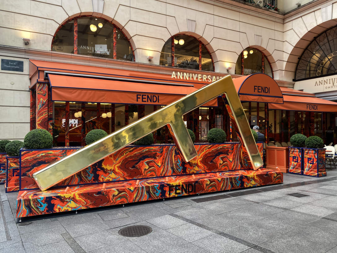FENDI CAFFE by ANNIVERSAIRE 外観 Image by FASHIONSNAP