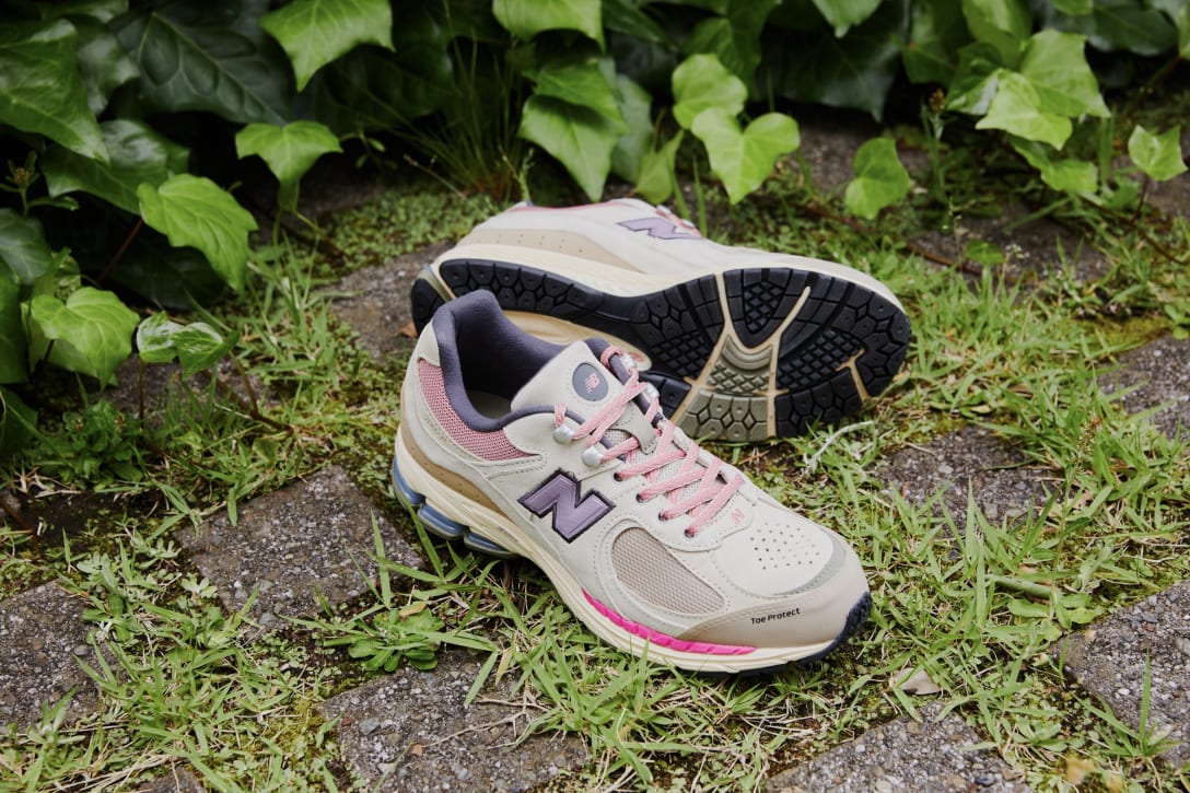 New Balance M2002RWL(税込1万7600円) Image by atmos