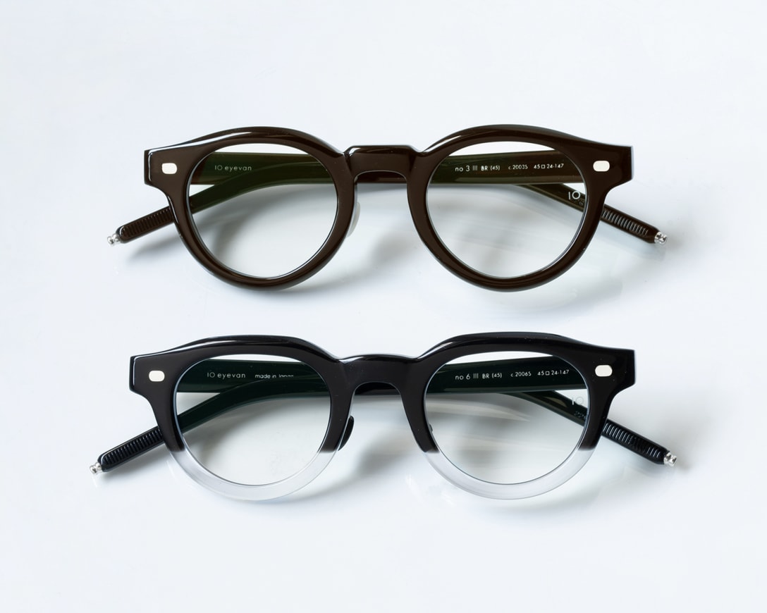 (上から)「No.3 Ⅲ BR(45)BEER BROWN(2003S)」「No.6 Ⅲ BR(45)BLACK HALF(2006S)」 Image by Continuer
