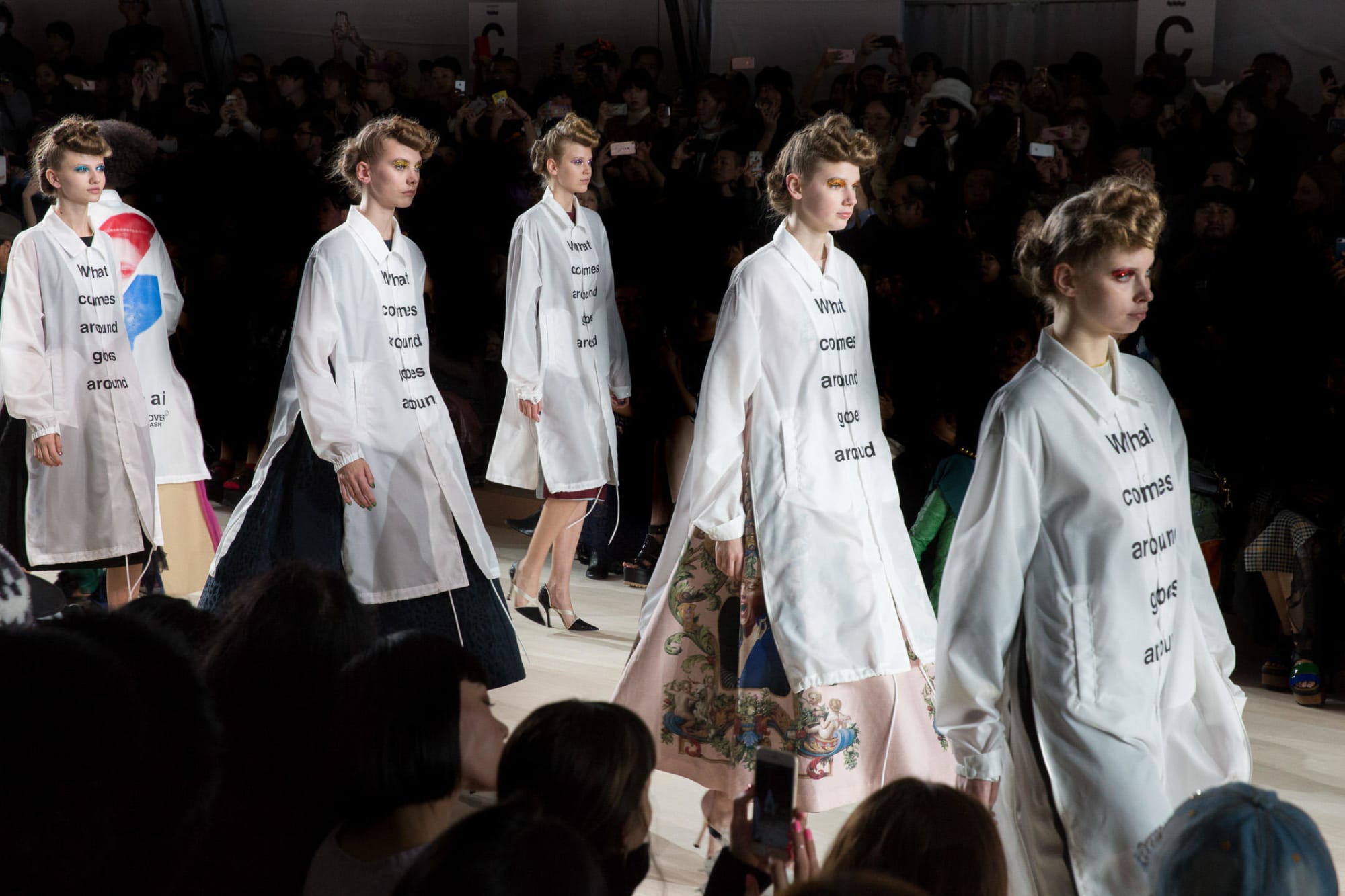 東京コレクションはどのようにして始まったのか 歴史と変革 東京コレクションはどのようにして始まったのか 歴史と変革