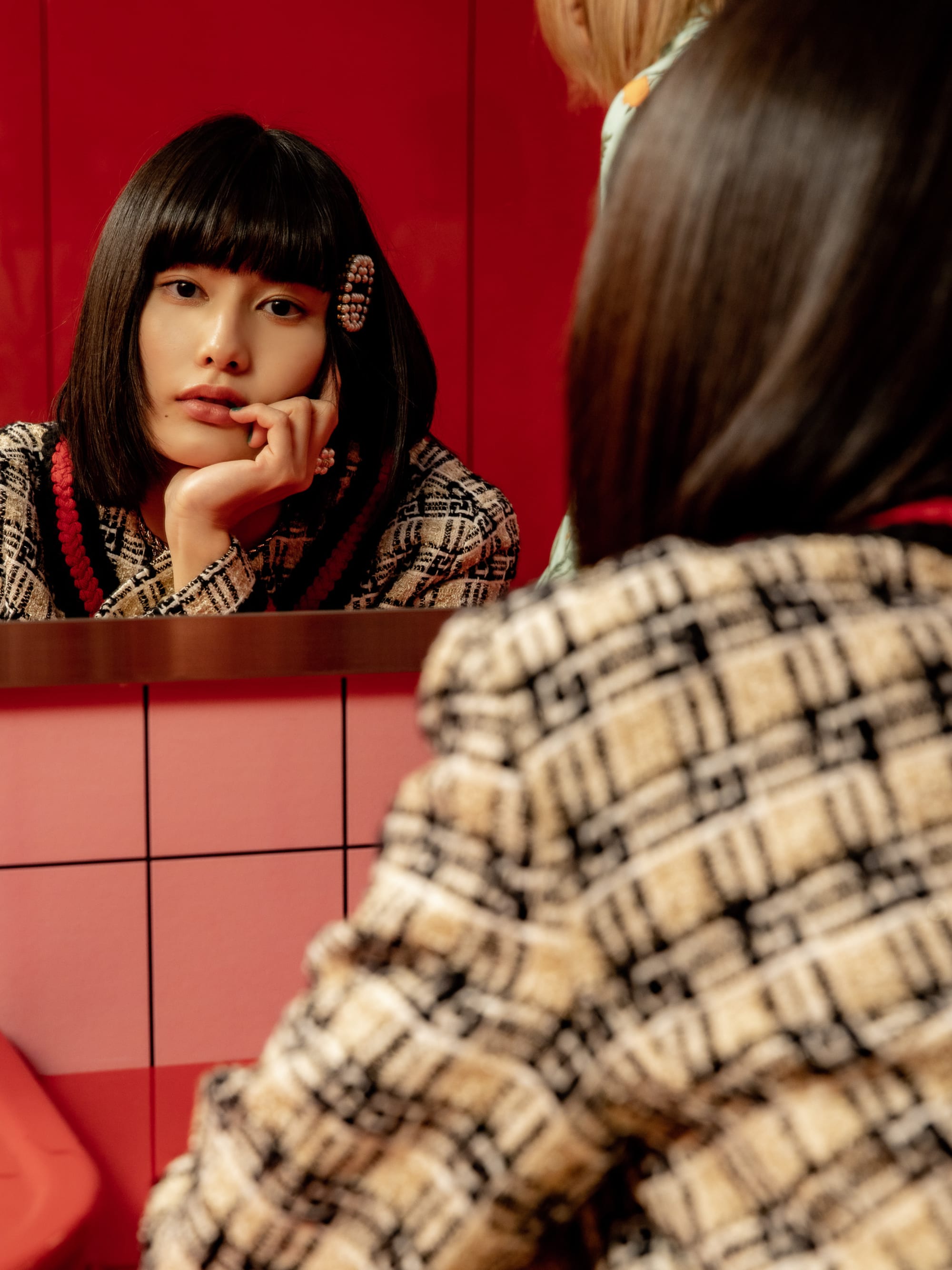 橋本愛が没入する Gucci の世界