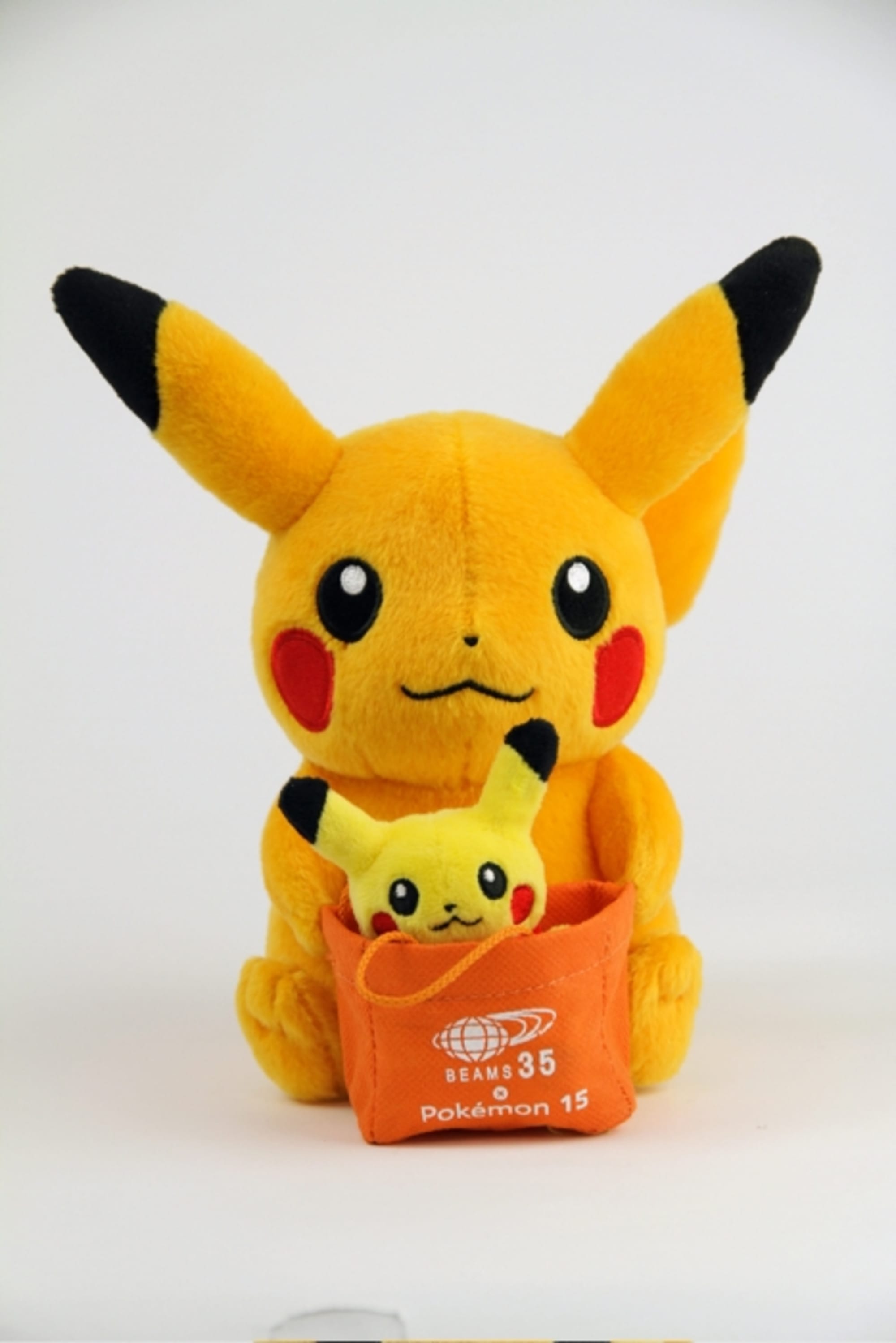 Beamsｘポケモン 色違いのピカチュウ ぬいぐるみ ポケモンセンター 驚きの安さ