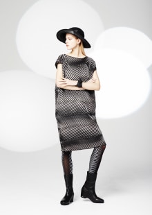 ISSEY MIYAKE 2016 Pre-Fall Collectionコレクション 画像18/24