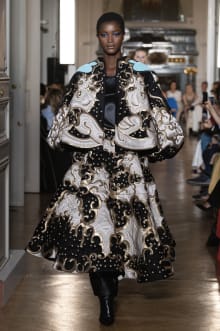 VALENTINO 2018-19AW Couture パリコレクション 画像24/82