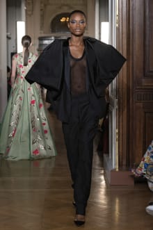 VALENTINO 2018-19AW Couture パリコレクション 画像49/82