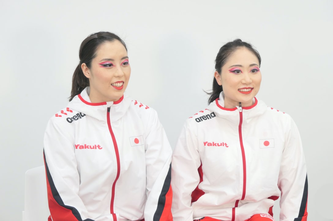「マーメイドジャパン」乾選手・吉田選手 Image by コーセー
