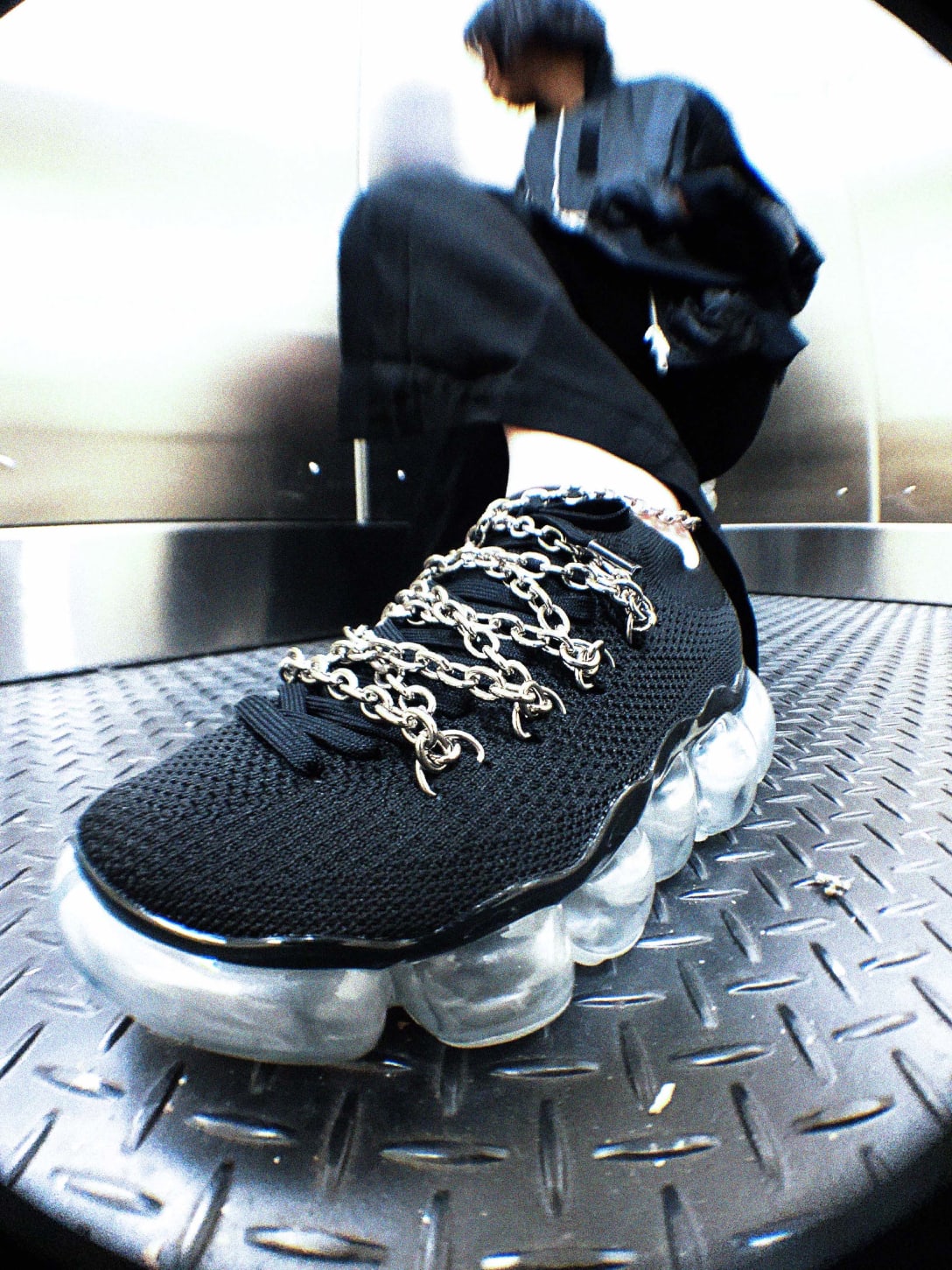 LIMI feu × grounds コラボレーションスニーカー Image by LIMI feu
