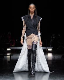 Gaultier Paris by sacai 2021AW Couture パリコレクション 画像27/31