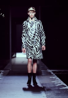 J.W.Anderson for Versus Versace 2013-14AW Pre-Collection ニューヨークコレクション 画像26/32