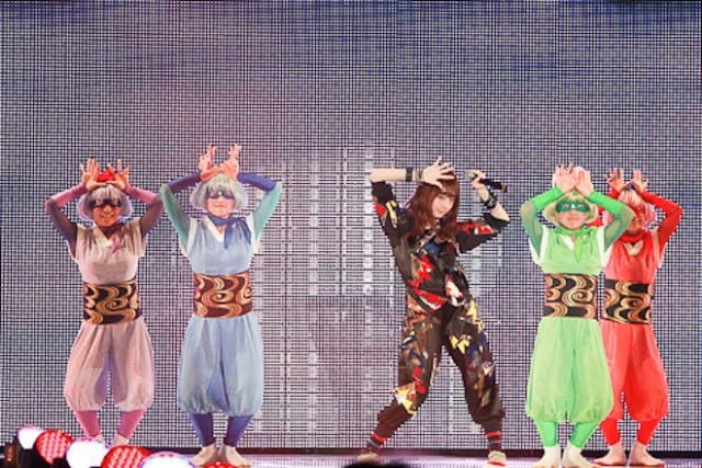 きゃりーぱみゅぱみゅ Image by FASHIONSNAP