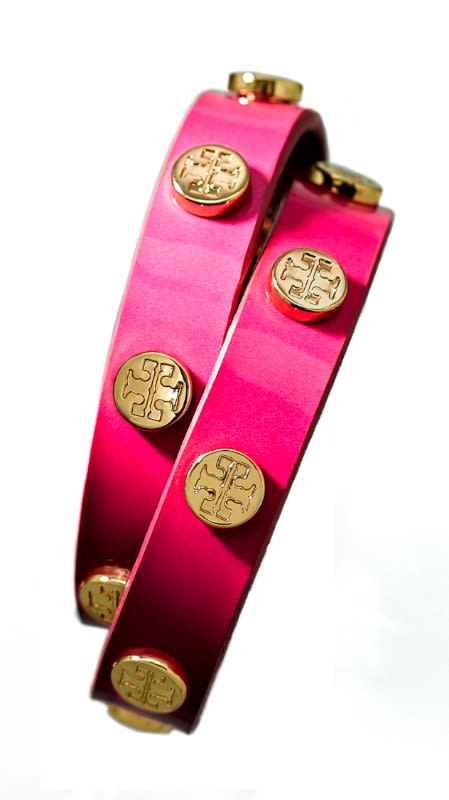レザーブレスレット Image by TORY BURCH